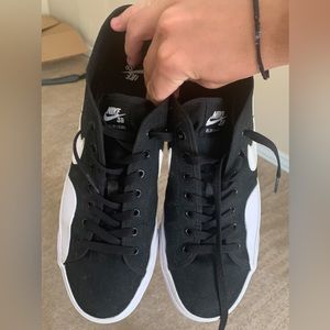 Nike SB BLZR Court (Black & White) Skate or Sneaker shoes